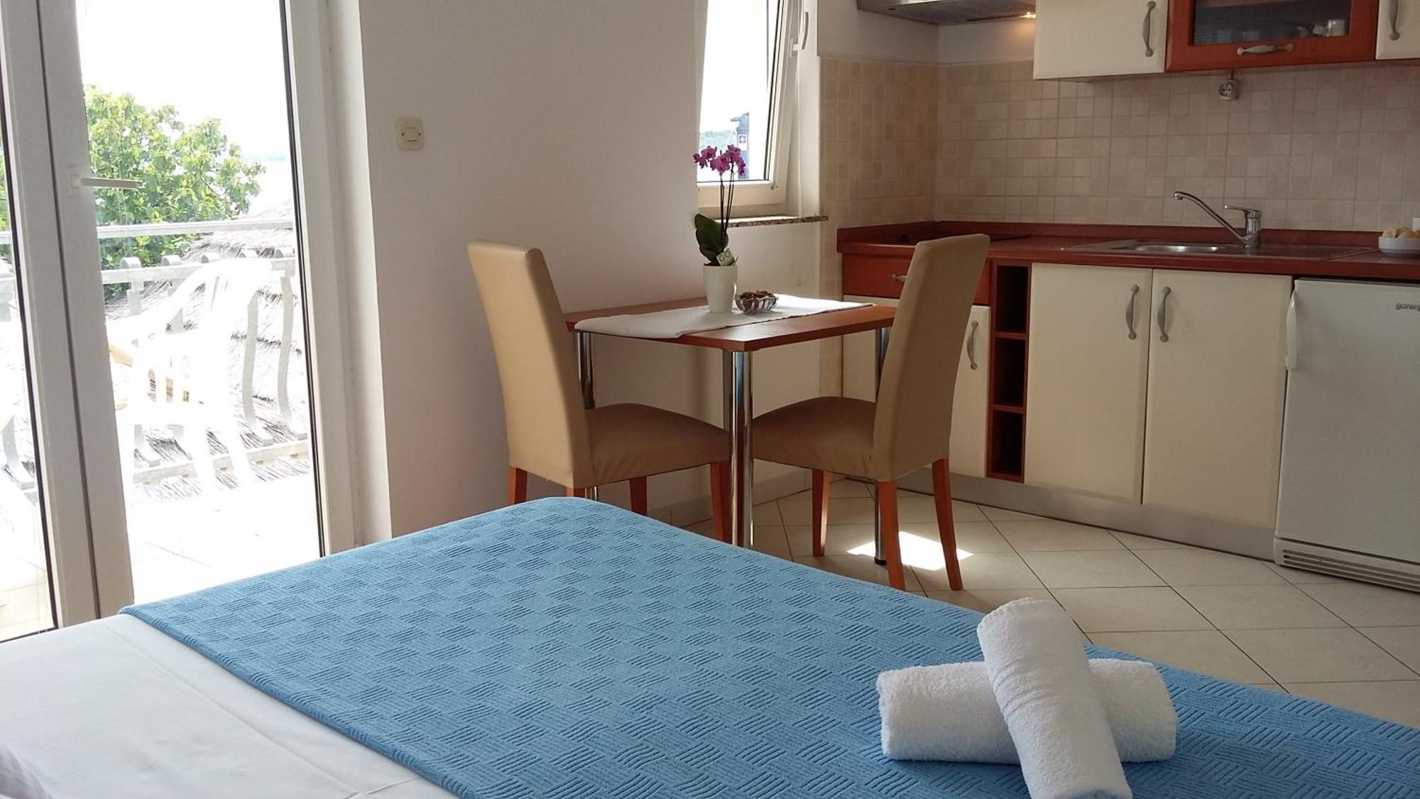 Apartments & Room Marina View Водице Экстерьер фото